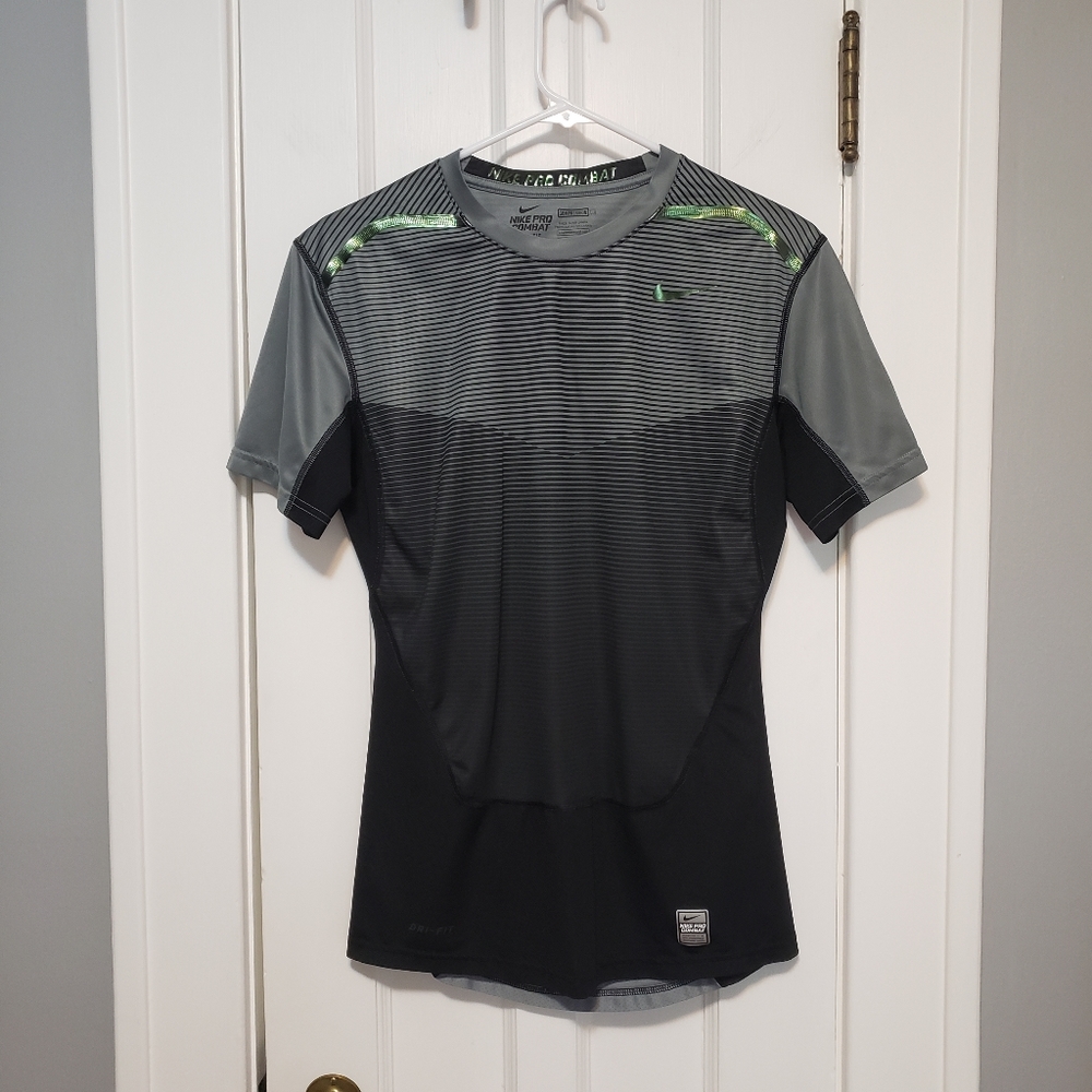 Nike Pro Combat Hypercool Compression T Shirt - Picture 1 of 8